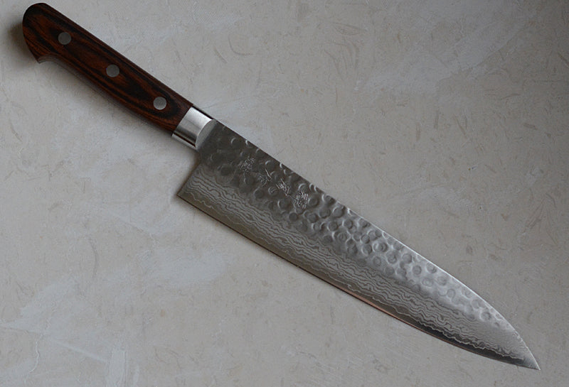 CY210 - Couteau Japonais chef's Gyuto damas 17 couches martellé Zen-Pou- Lame de 21.5cm en acier Vg10